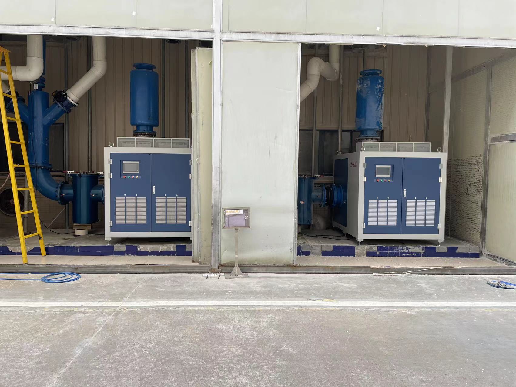 Турбонагнетатель с воздушным лепестковым подшипником